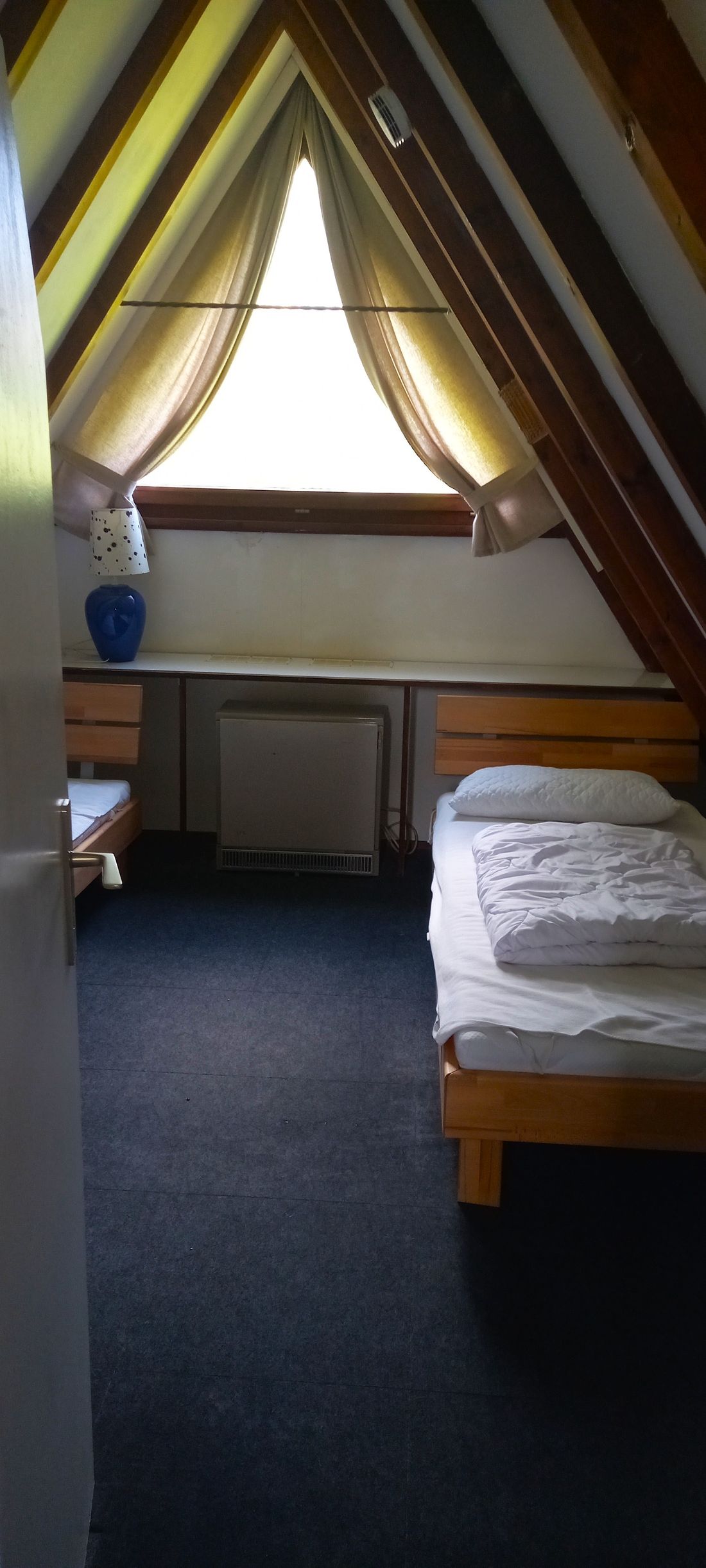 Schlafzimmer OG Links