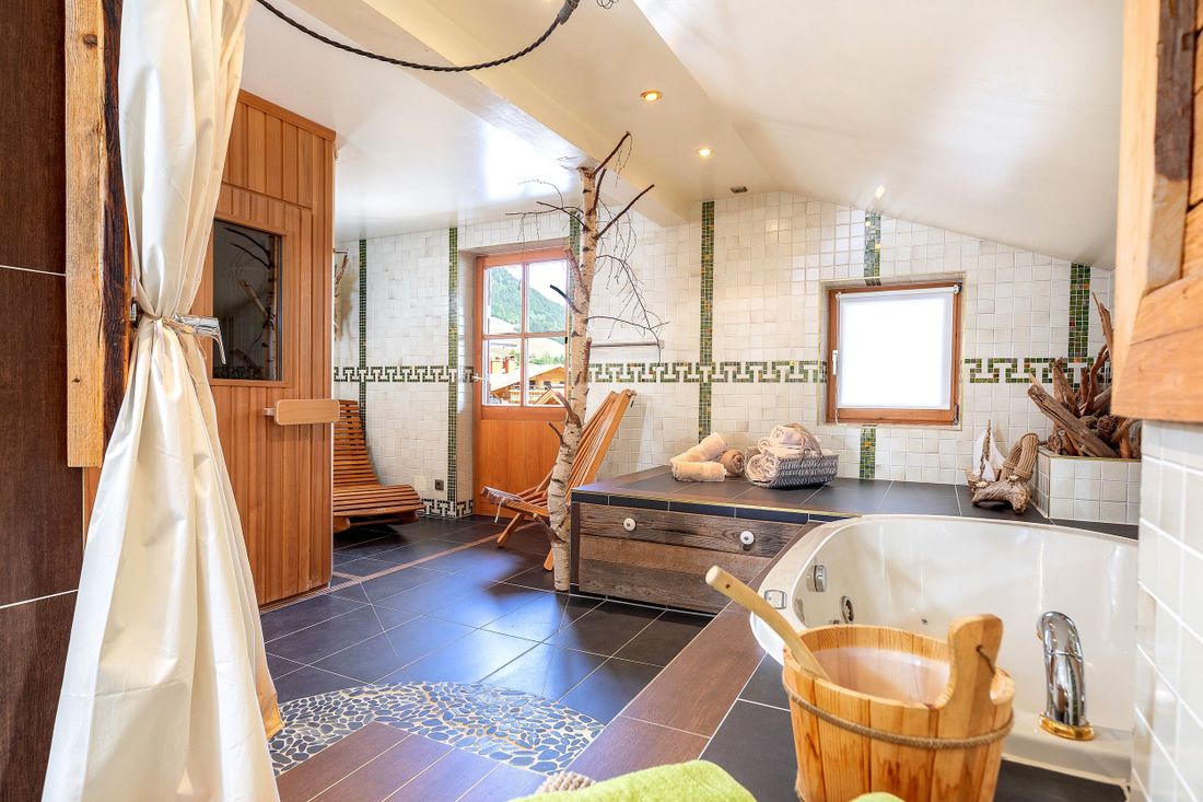 Ferienwohnung 'Kaiser Vista' - 1 Schlafzimmer - 75² Wohnfläche + 35m² Dachterrasse