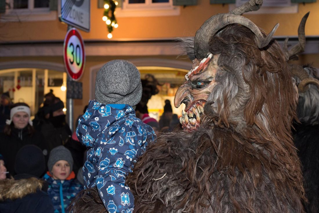 Stoa Perchten in Waging am See