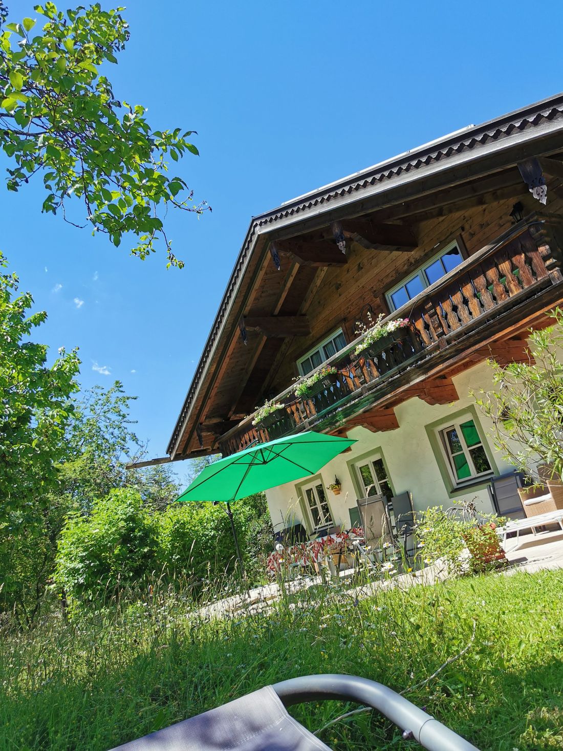 Haus vom Garten aus