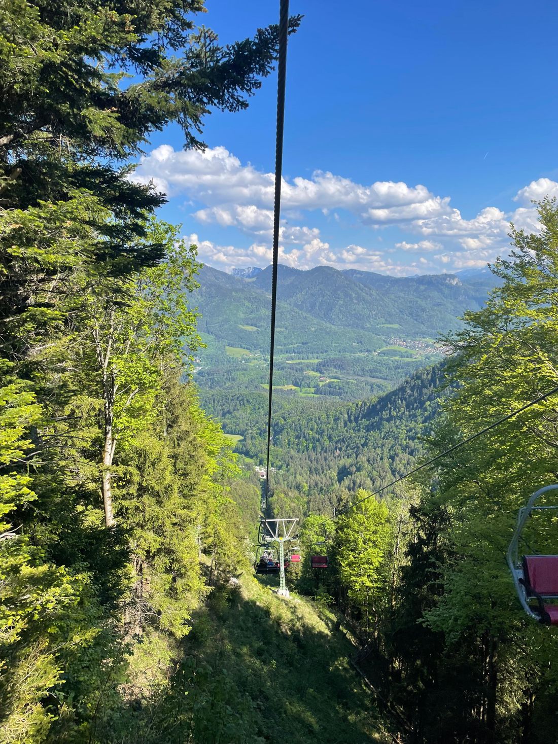 Hochplattenbahn Marquarstein - Seilbahn zur Alm