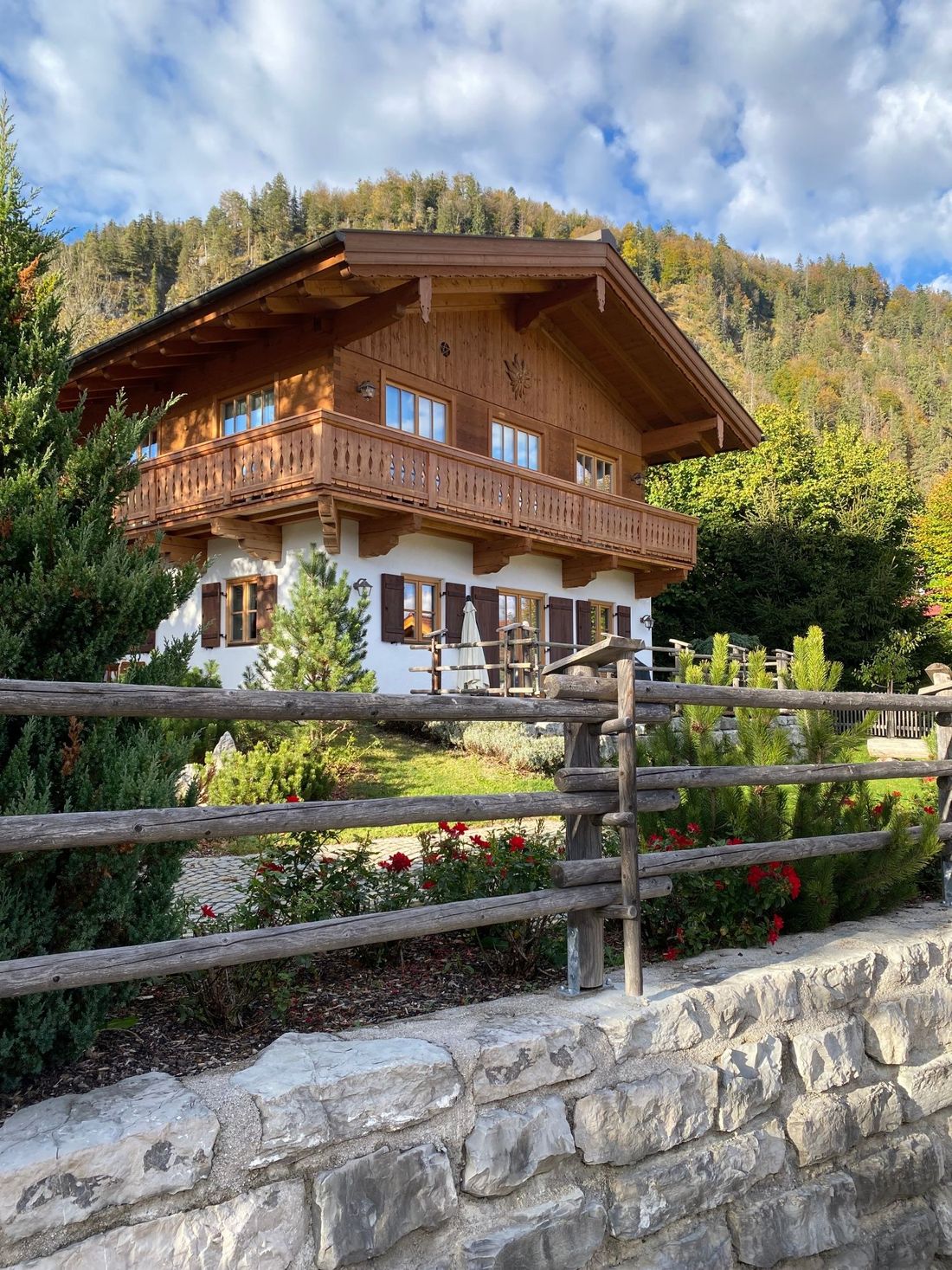 Das Chalet "unter weissblauem Himmel"
