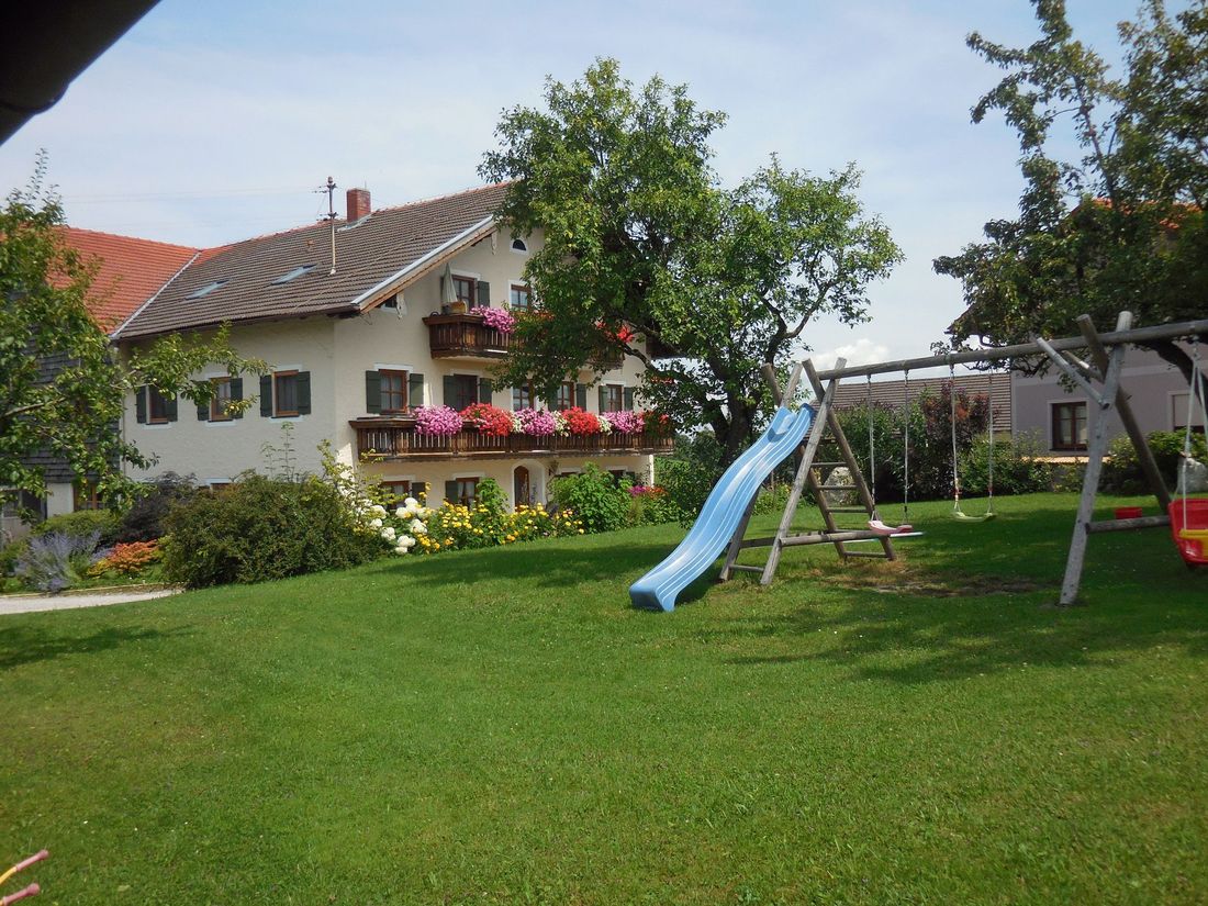 Liege- und Spielwiese
