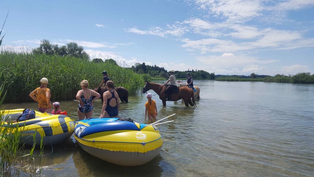 Schlauchbootfahrt auf der Alz (ab 1. Juli möglich)