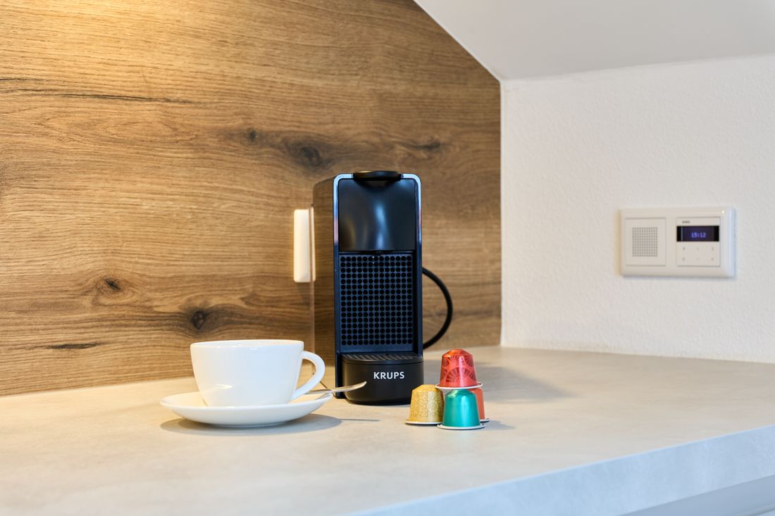 Eine der drei Kaffeemaschinen in der Wohnung