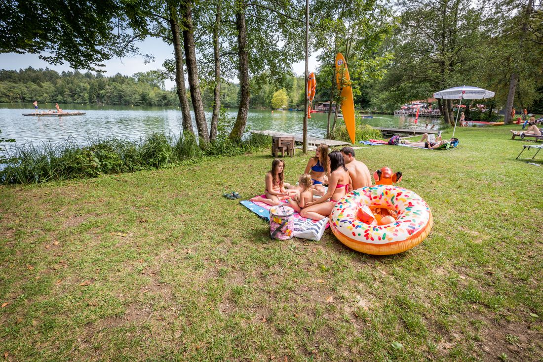 Liegewiese am Strandbad Tüttensee